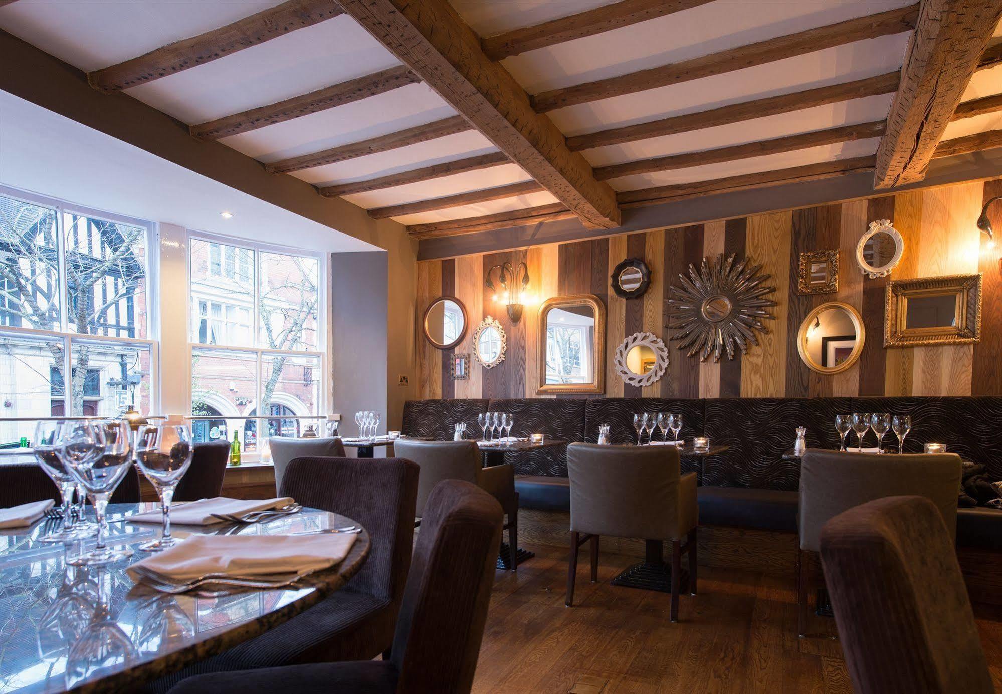 The Swan Hotel, Stafford, Staffordshire ภายนอก รูปภาพ